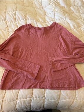 Women's Long Sleeve Crewneck Top in Dusty Rose